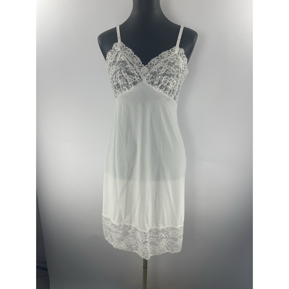 Vintage Van Raalte DuPont Nylon Wide Lace Full Slip Sz 34 Made In USA